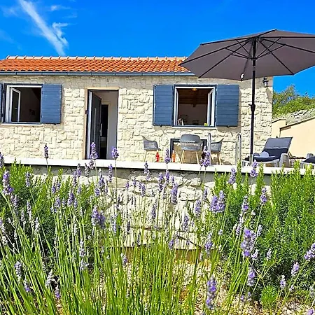 Hotell Stone House In Vineyard 4*